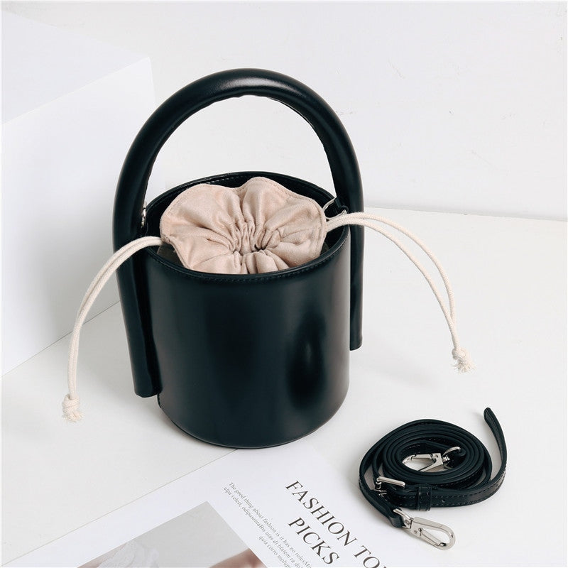 Leather Bucket Bag With Thick Handle