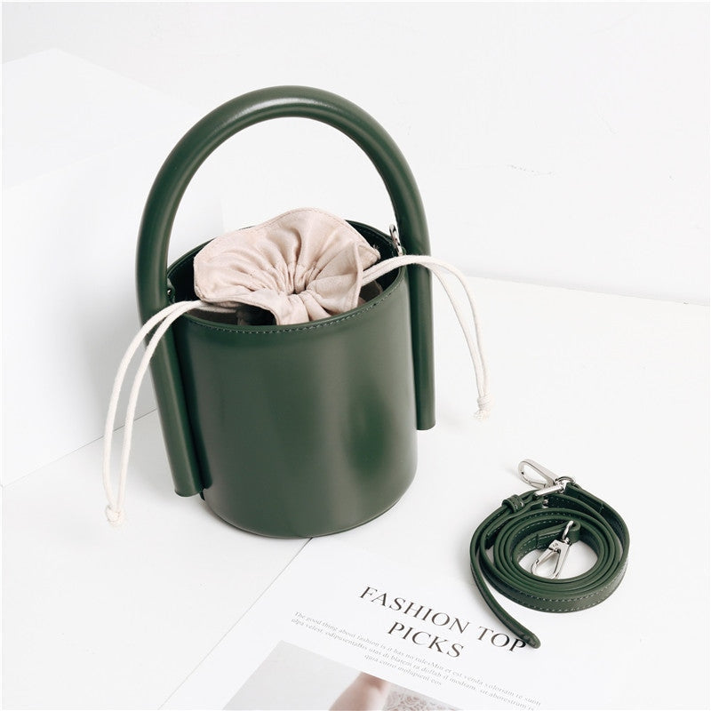 Leather Bucket Bag With Thick Handle