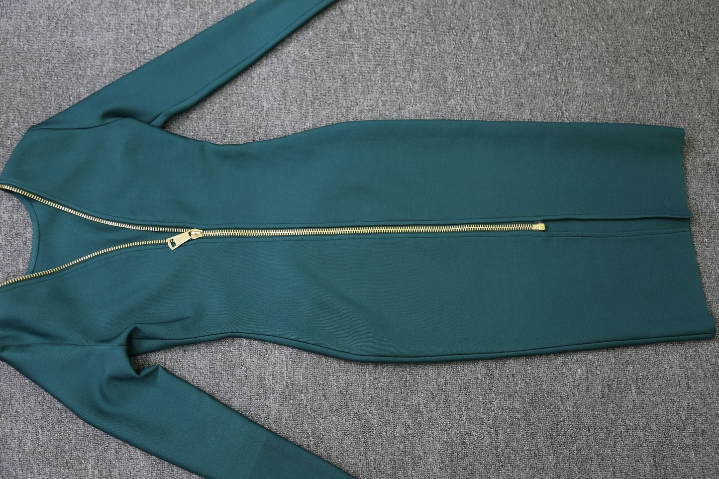 Winnal Long Sleeve Back Zipper Slit Bodycon Bandage Dress