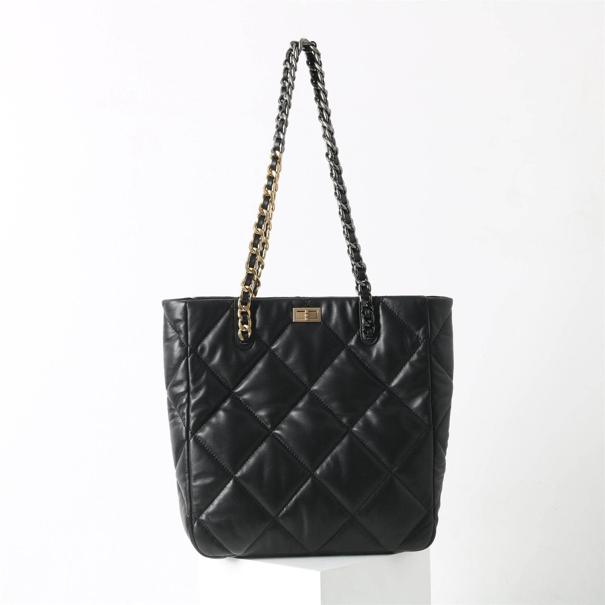 Womens Quilted Leather Large Shopper Chain Shoulder Bag